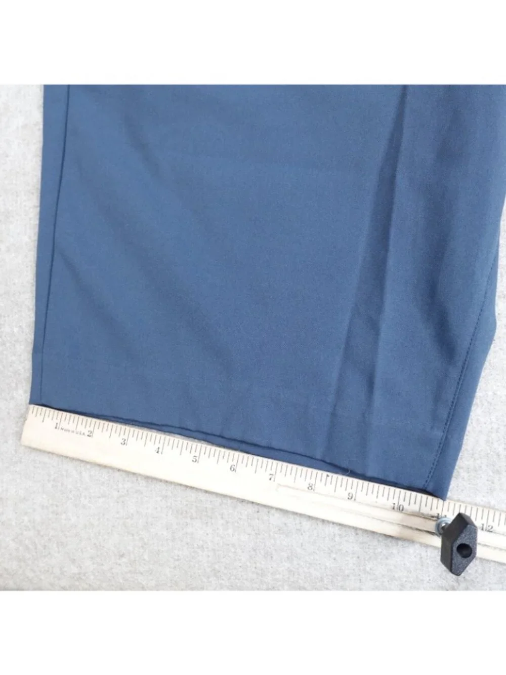 Extracurricular Mens Shorts 36 Blue Solid 9